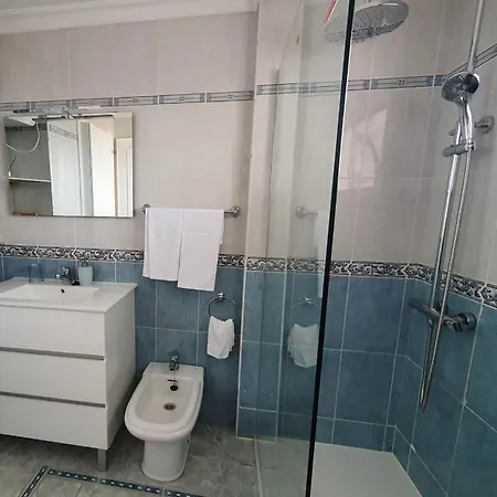 Vivienda Agaete Parque * 普拉亚戴尔雷安格莱斯