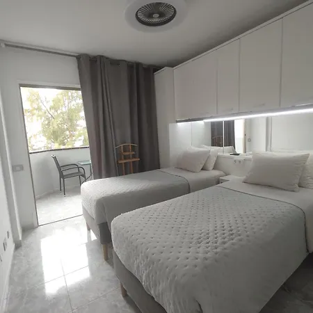 Vivienda Agaete Parque * Playa del Inglés